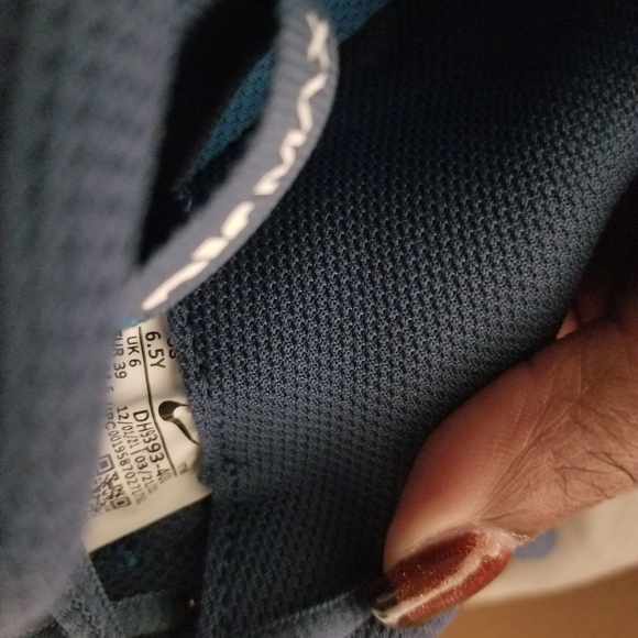 New Nikes!!!! - Picture 3 of 5